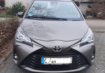 Toyota Yaris 57.000 km 12.950 &euro; Frankfurt am Main 60389