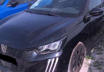 Peugeot 208 28.900 km 14.580 &euro; Rüsselsheim 65428