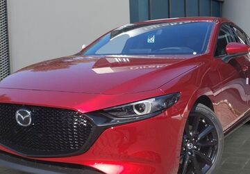 Mazda 3 7.654 km 28.890 &euro; Niedernhausen 65527