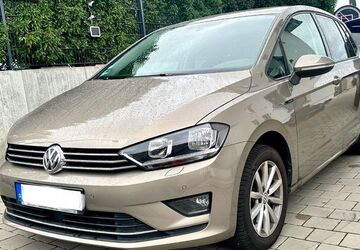 VW Golf Sportsvan 40.000 km 14.900 &euro; Flörsheim 65439