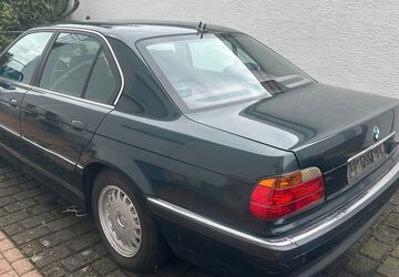 BMW 728 314.493 km 3.900 &euro; Frankfurt am Main 60529