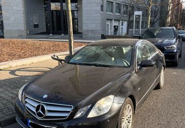Mercedes-Benz E 250 273.000 km 7.500 &euro; Frankfurt am Main 60486
