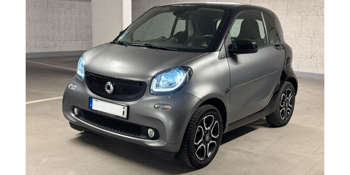Smart ForTwo 61.000 km 15.000 &euro; Frankfurt am Main 60433