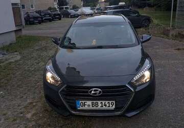 Hyundai i40 158.000 km 9.500 &euro; Kaiserlei (Offenbach am Main) 63067