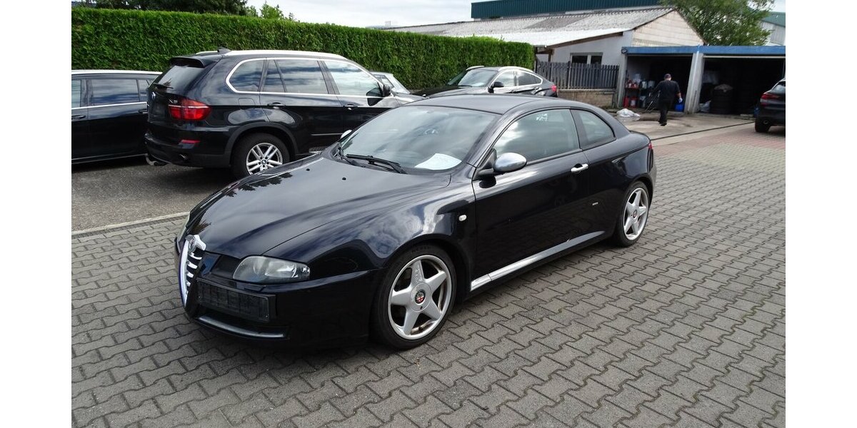 Alfa Romeo GT 2.0 16V JTS Progression Sportiva TÜV neu 114.800 km 3.490 &euro; Rodgau 63110