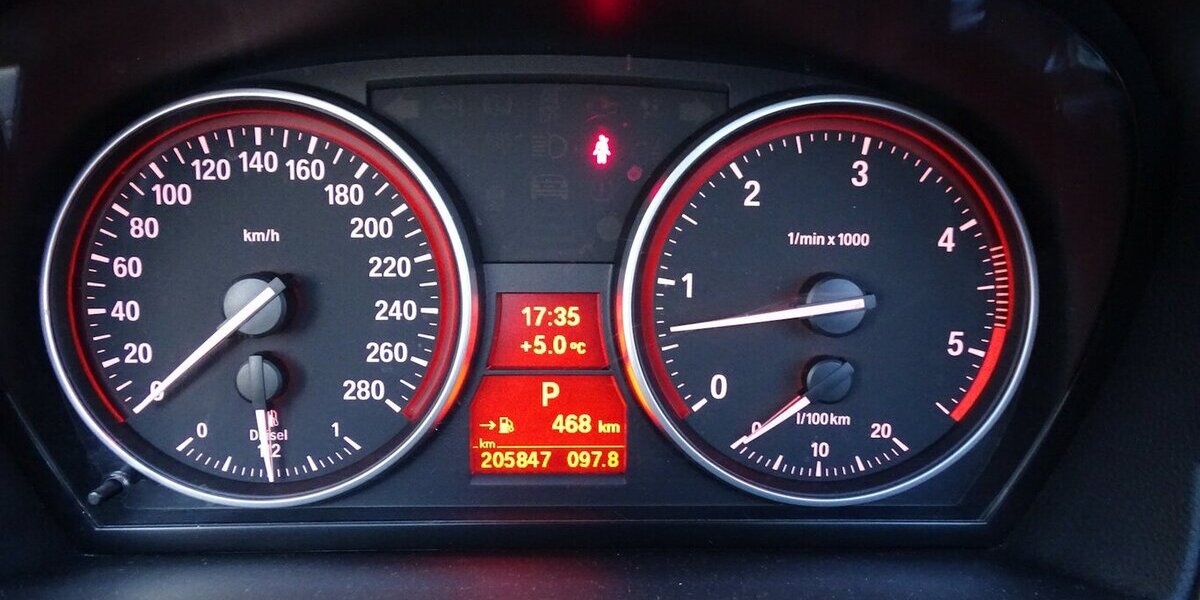 BMW 325d Cabrio Automatik, Navi, Leder, Sitzheizung 205.847 km 12.890 &euro; Rodgau 63110