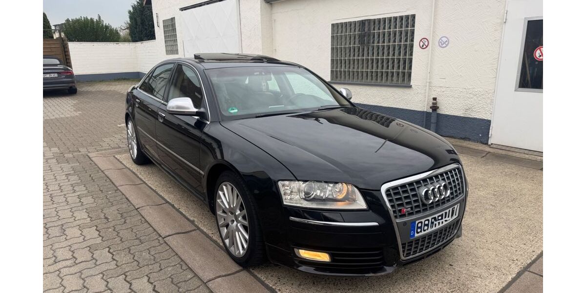 Audi A8 270.000 km 9.499 &euro; Rüsselsheim 65428