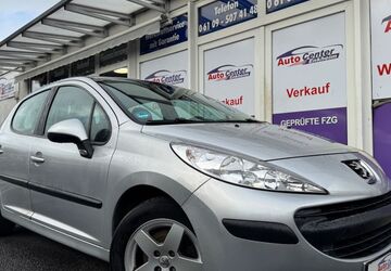 Peugeot 207 120.000 km 2.999 &euro; Frankfurt am Main 60388