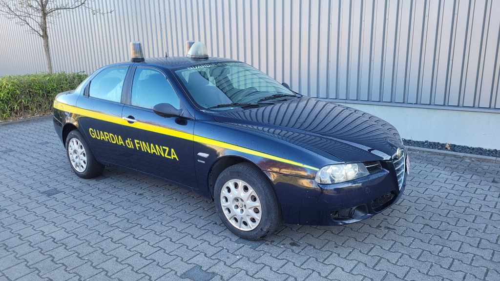 Alfa Romeo 156 87.000 km 8.900 &euro; Darmstadt 64291