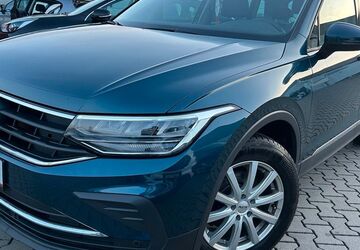 VW Tiguan 95.900 km 25.490 &euro; Babenhausen 64832
