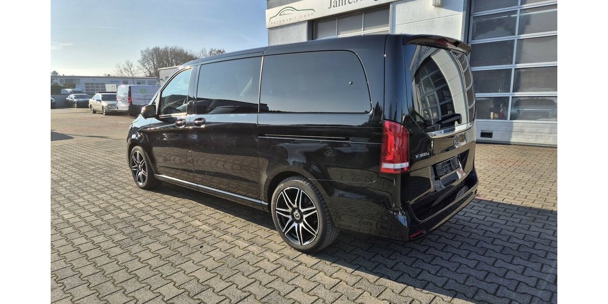Mercedes-Benz V 300 d AVANTGARDE EDITION lang AMG Line Distronic 21.350 km 58.900 &euro; Rodgau 63110