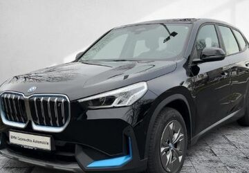 BMW iX1 31.062 km 30.866 &euro; Frankfurt 60314