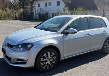 VW Golf 142.000 km 9.900 &euro; Offenbach 63065