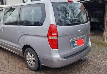 Hyundai H-1 Starex 254.000 km 7.990 &euro; Friedberg 61169
