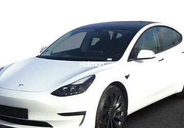 Tesla Model 3 26.955 km 32.713 &euro; Eschborn 65760