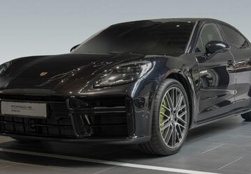 Porsche Panamera 22.500 km 138.660 &euro; Frankfurt am Main 65936