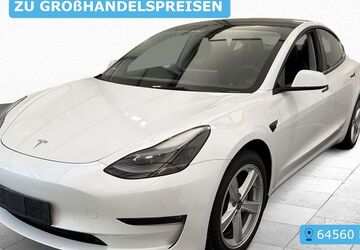 Tesla Model 3 58.597 km 31.397 &euro; Frankfurt 60596