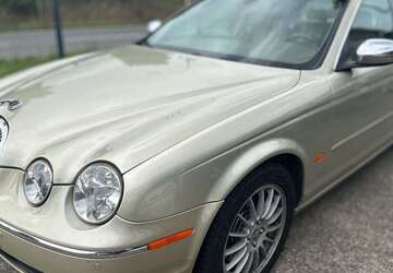 Jaguar S-Type 209.900 km 4.790 &euro; Friedberg 61169