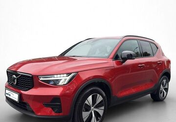 Volvo XC40 32.881 km 28.490 &euro; Friedberg 61169