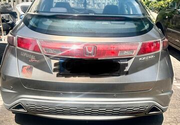 Honda Civic 344.000 km 1.100 &euro; Rodgau 63110