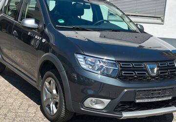 Dacia Sandero 37.000 km 10.900 &euro; Langen (Hessen) 63225