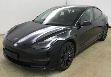 Tesla Model 3 53.612 km 27.687 &euro; Eschborn 65760