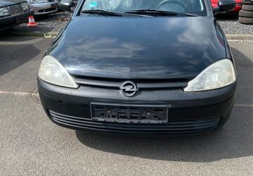 Opel Corsa 82.000 km 2.600 &euro; Hanau 63457