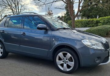 Skoda Fabia 195.000 km 3.249 &euro; Rödermark 63322