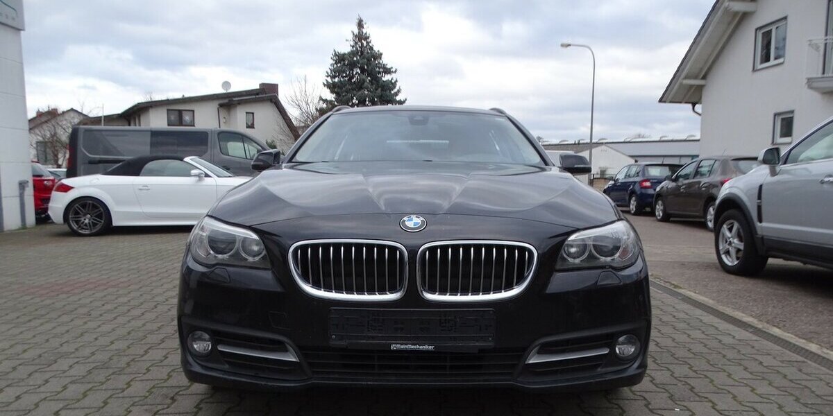 BMW 530d xDrive Leder, Panorama, Navigation, Bi-Xenon 305.861 km 8.990 &euro; Rodgau 63110