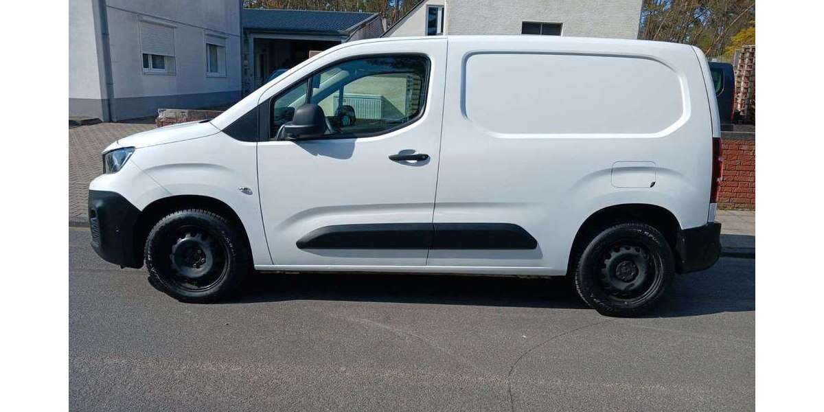 Peugeot Partner 149.900 km 9.990 &euro; Rüsselsheim 65428