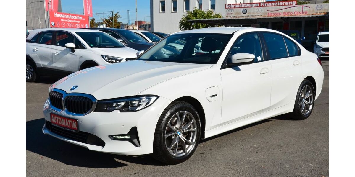 BMW 320 124.000 km 22.900 &euro; Frankfurt am Main 60388