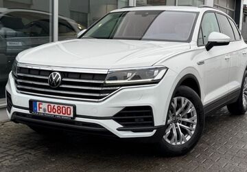 VW Touareg 132.100 km 30.599 &euro; Frankfurt am Main 60326