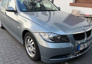 BMW 325 117.950 km 7.300 &euro; Frankfurt am Main 60487