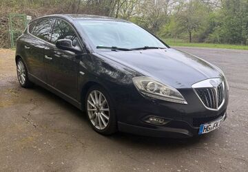 Lancia Delta 198.500 km 2.600 &euro; Kronberg 61476