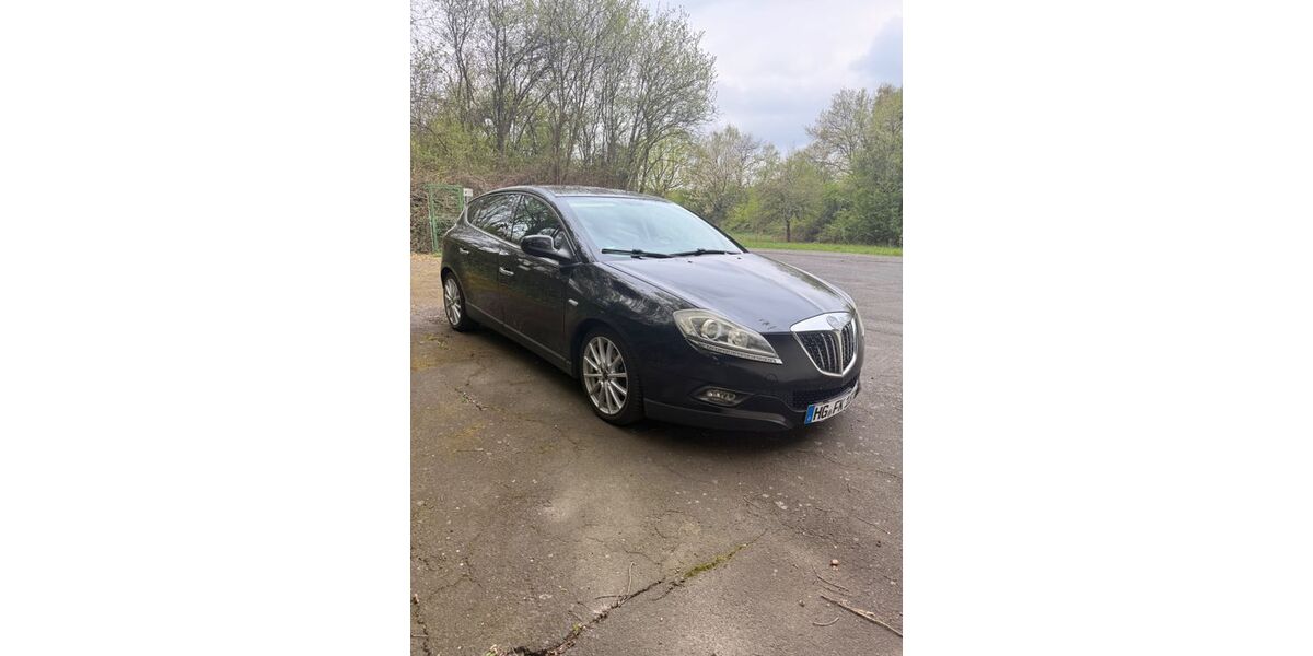 Lancia Delta 198.500 km 2.950 &euro; Kronberg 61476