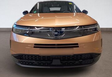 Opel Grandland (X) 4.400 km 33.995 &euro; Rüsselsheim 65428