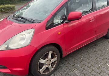 Honda Jazz 187.000 km 2.190 &euro; Hanau 63452