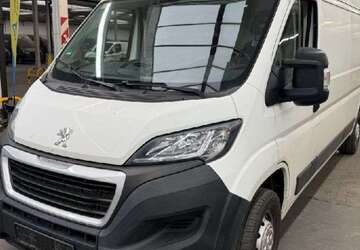 Peugeot Boxer 43.655 km 20.900 &euro; Langen 63225