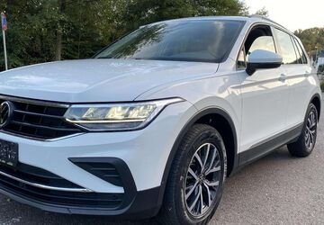 VW Tiguan 54.000 km 26.599 &euro; Eppstein 65817