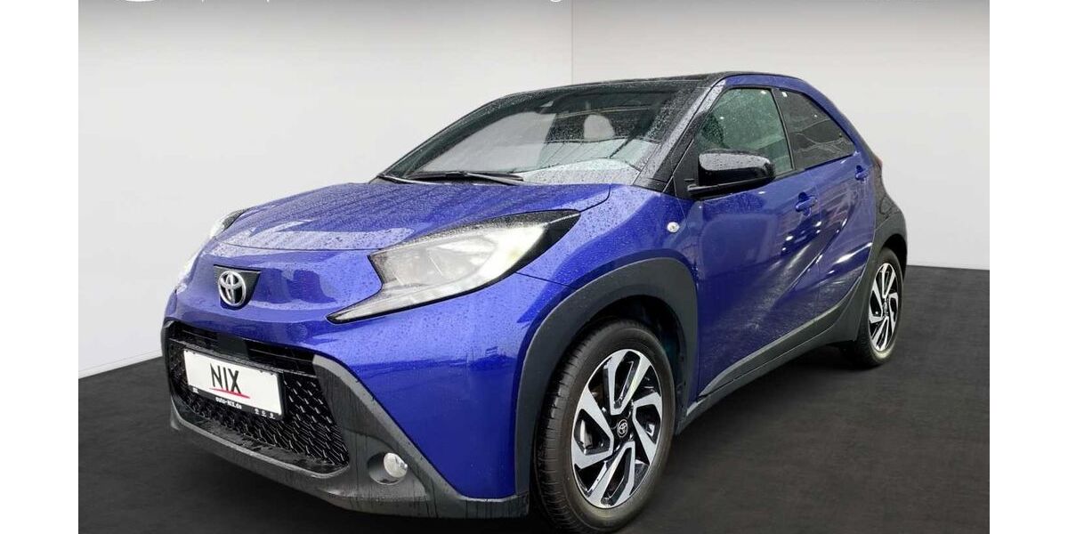 Toyota Aygo (X) 12.951 km 17.500 &euro; Frankfurt 60314