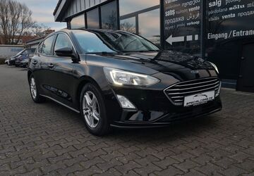 Ford Focus 83.000 km 13.490 &euro; Offenbach am Main 63069
