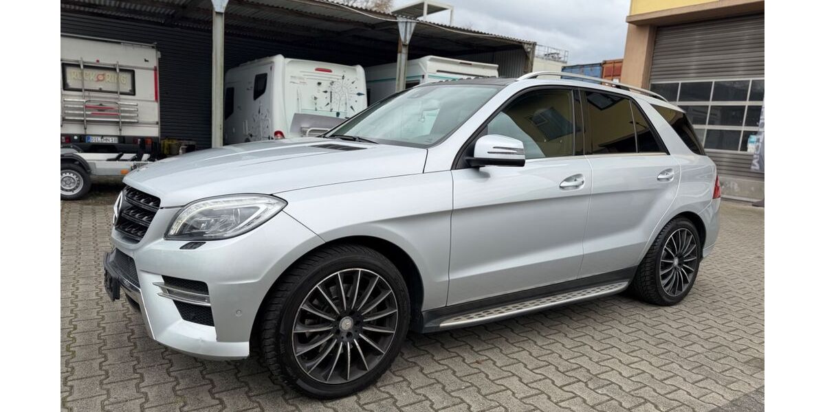 Mercedes-Benz ML 350 260.000 km 11.990 &euro; Frankfurt am Main 65933
