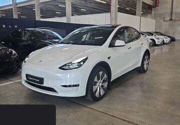 Tesla Model Y 43.314 km 40.300 &euro; Hanau 63457