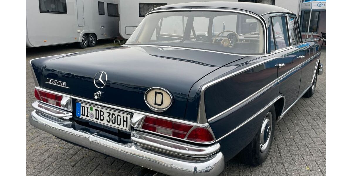 Mercedes-Benz 300 79.000 km 37.999 &euro; Egelsbach 63329