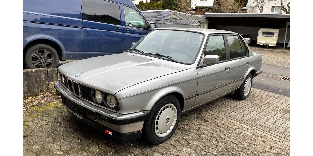 BMW 320 180.000 km 6.900 &euro; Hofheim 65719