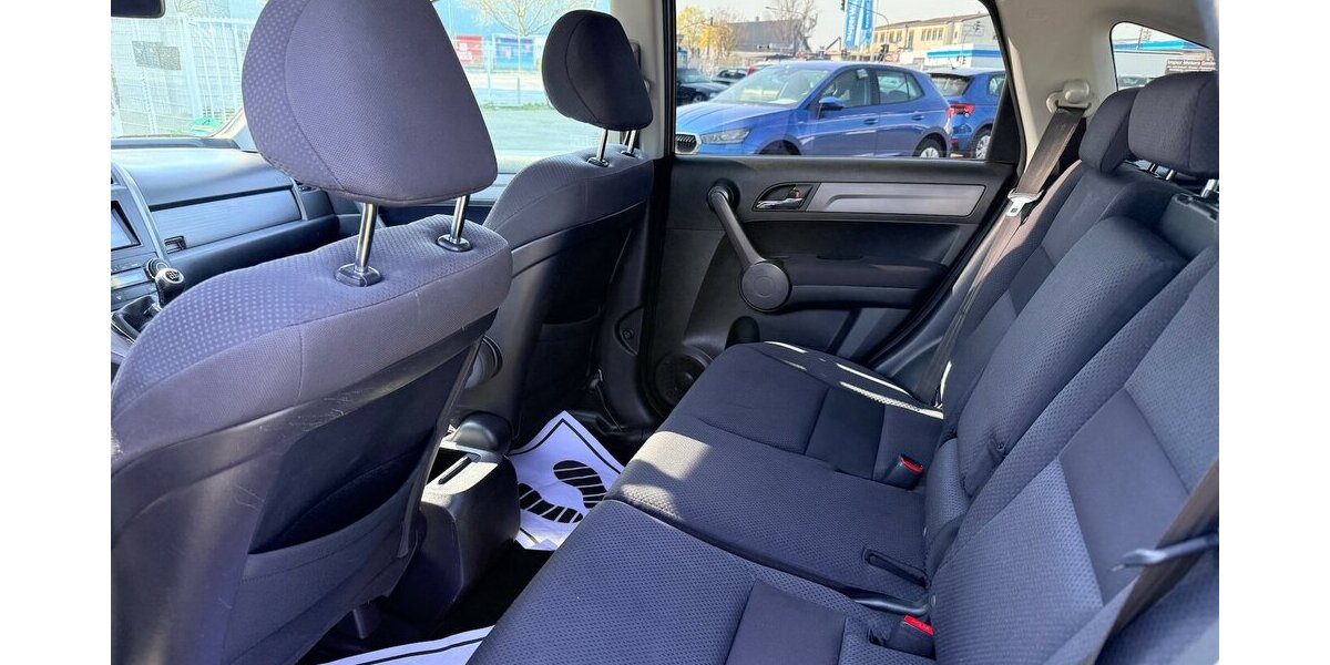 Honda CR-V 2.2 CRDI 4x4 Elegance/TOP/Mit TÜV 307.010 km 3.999 &euro; Frankfurt 60386