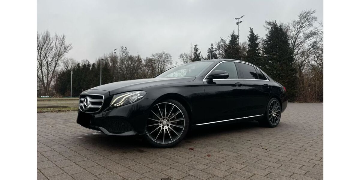 Mercedes-Benz E 220 166.000 km 21.750 &euro; Frankfurt am Main 60486