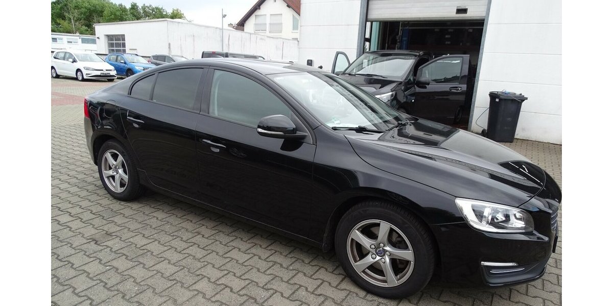 Volvo S60 Kinetic Klima, Navigation 196.500 km 8.890 &euro; Rodgau 63110