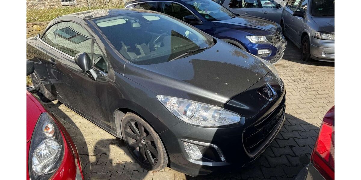 Peugeot 308 115.000 km 8.999 &euro; Eppstein 65817