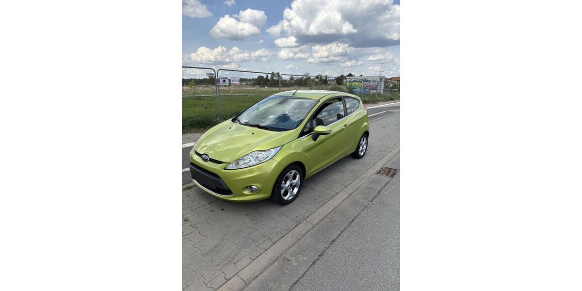 Ford Fiesta 129.735 km 4.499 &euro; Darmstadt 64289